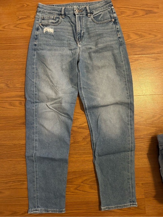 American Eagle Outfitters Denim - American Eagle Curvy Mom Jean
